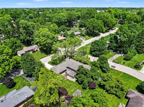 View/Area - 202 Marchester Dr, Kettering, OH 45429 photo 2 of 3