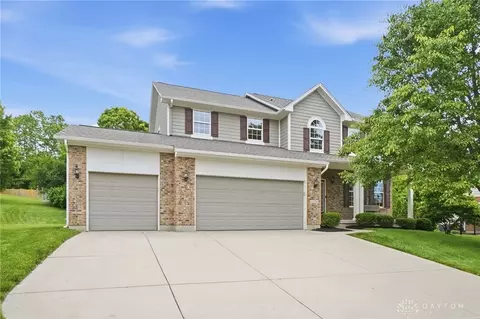 1278 Pewter Ct, Sugarcreek Township, OH 45305