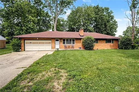 2647 Big Woods Trl, Dayton, OH 45431