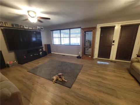 Living - 5408 Ottawa Dr, Fairborn, OH 45324 photo 1 of 3