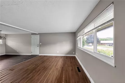4730 Joyce Dr, Kettering, OH 45439 photo 8