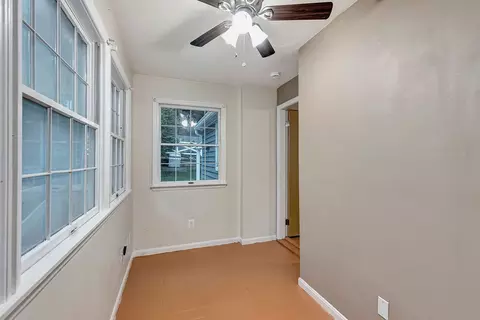 Entry Way - 2933 Boudinot Ave, Cincinnati, OH 45238 photo 2 of 2