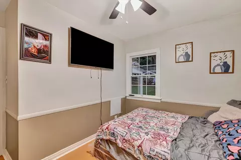 Bedroom - 2933 Boudinot Ave, Cincinnati, OH 45238 photo 4 of 4
