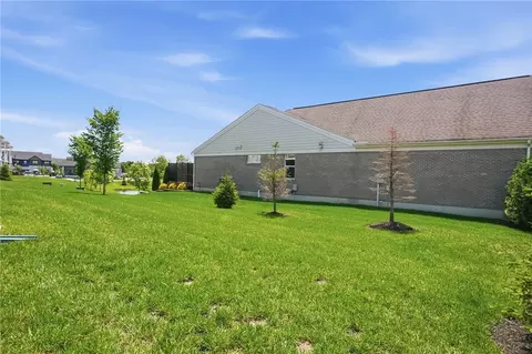 Exterior - 13 Pebble Brook Pl, Springboro, OH 45066 photo 9 of 10