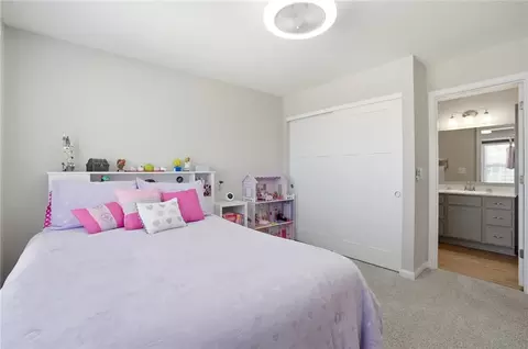 Bedroom - 13 Pebble Brook Pl, Springboro, OH 45066 photo 5 of 7