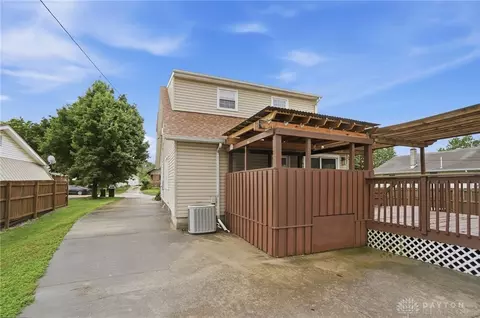 Exterior - 1143 Lavern Ave, Kettering, OH 45429 photo 9 of 11