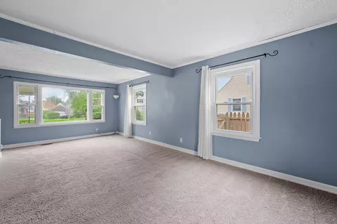Living - 1909 E Bataan Dr, Kettering, OH 45420 photo 4 of 5