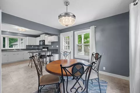 Dining - 1909 E Bataan Dr, Kettering, OH 45420 photo 4 of 4
