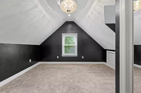 Bedroom - 1909 E Bataan Dr, Kettering, OH 45420 photo 5 of 11