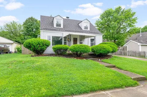 Exterior - 1909 E Bataan Dr, Kettering, OH 45420 photo 15 of 18