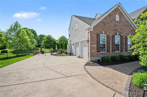 Exterior - 65 Bateman Ct, Springboro, OH 45066 photo 15 of 15