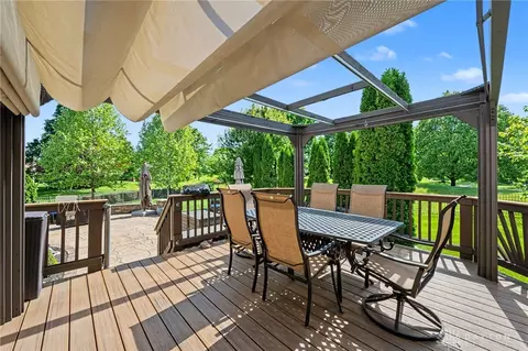 Exterior - 65 Bateman Ct, Springboro, OH 45066 photo 9 of 15