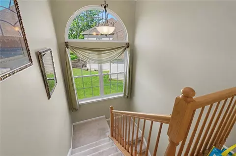 Entry Way - 65 Bateman Ct, Springboro, OH 45066 photo 5 of 8