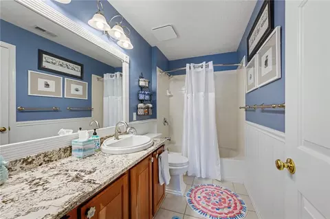 Bath - 65 Bateman Ct, Springboro, OH 45066 photo 6 of 6