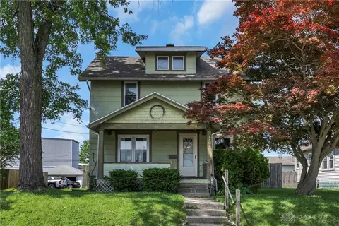 2702 Maplewood Ave, Springfield, OH 45505