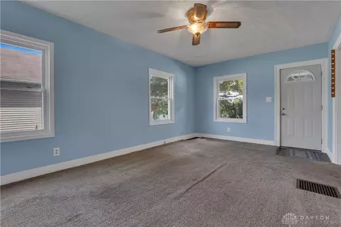Living - 2702 Maplewood Ave, Springfield, OH 45505 photo 4 of 4