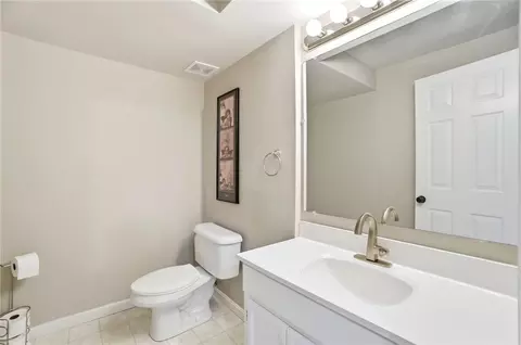 Bath - 6470 Hollowview Trl, Centerville, OH 45459 photo 6 of 6