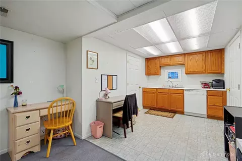 Kitchen - 2105 Cheviot Hills Dr, Springfield, OH 45505 photo 7 of 7