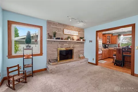 Living - 2105 Cheviot Hills Dr, Springfield, OH 45505 photo 1 of 1