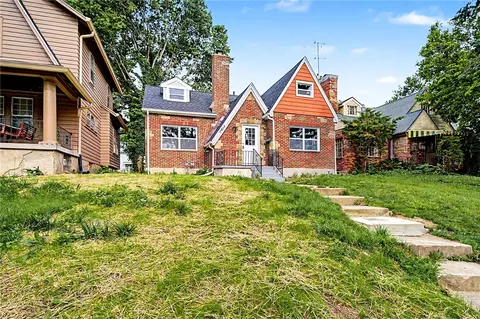 2015 Emerson Ave, Dayton, OH 45406
