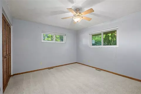 Bedroom - 151 Ashford Dr, Centerville, OH 45459 photo 2 of 9