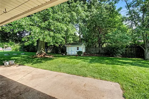 Exterior - 151 Ashford Dr, Centerville, OH 45459 photo 2 of 7
