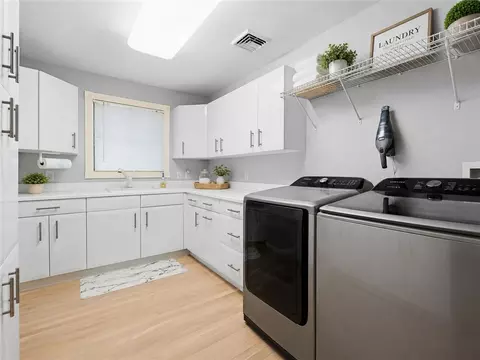 Other - 1511 Lindenhurst Dr, Centerville, OH 45459 photo 5 of 9