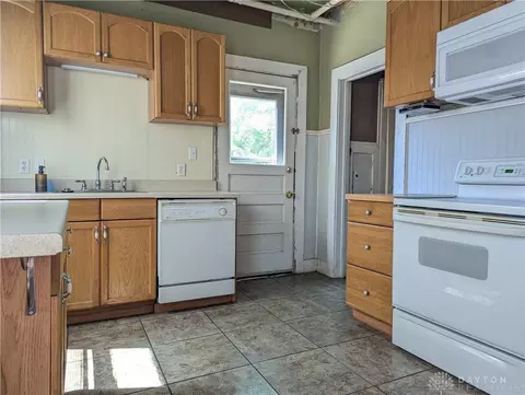 129 Hampton Pl, Springfield, OH 45504 photo 11