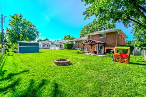 Exterior - 1118 Sharewood Ct, Kettering, OH 45429 photo 6 of 6