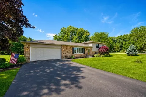 4401 Mumper Rd, Springfield, OH 45502 photo 2