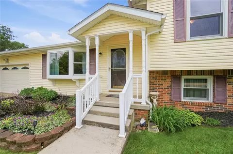 3711 Shakertown Rd, Beavercreek, OH 45430