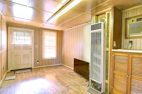 Living - 40 S Main St, Springboro, OH 45066 photo 2 of 2