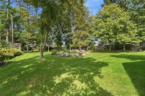 Exterior - 2005 Audubon Park Dr, Springfield, OH 45504 photo 19 of 32