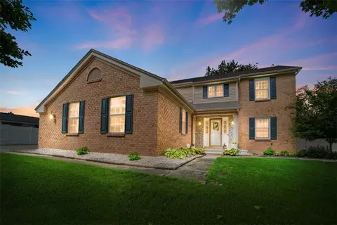 5081 Parkside Dr, Mason, OH 45040