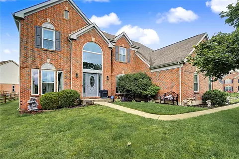 215 Beckley Farm Way, Springboro, OH 45066