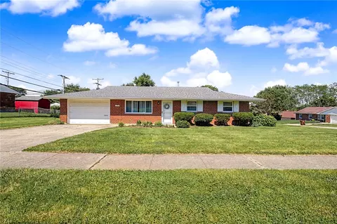 1301 Laramie Dr, Dayton, OH 45432