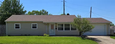 1261 S Central Ave, Fairborn, OH 45324
