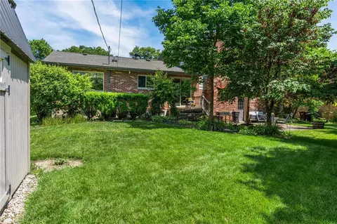 Exterior - 623 Silverleaf Dr, Riverside, OH 45431 photo 8 of 9