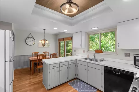 Kitchen - 623 Silverleaf Dr, Riverside, OH 45431 photo 1 of 4