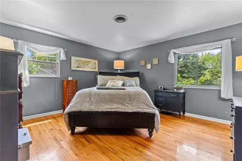 Bedroom - 623 Silverleaf Dr, Riverside, OH 45431 photo 7 of 8