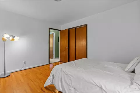 Bedroom - 623 Silverleaf Dr, Riverside, OH 45431 photo 2 of 8