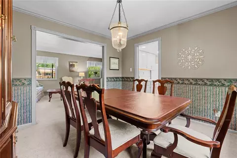 Dining - 623 Silverleaf Dr, Riverside, OH 45431 photo 2 of 6
