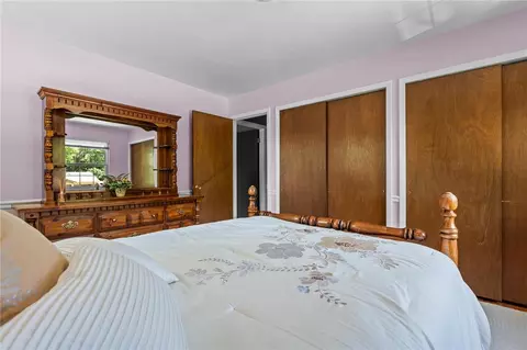 Bedroom - 623 Silverleaf Dr, Riverside, OH 45431 photo 6 of 8