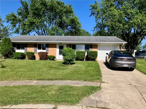 59 Lee Ct, Fairborn, OH 45324