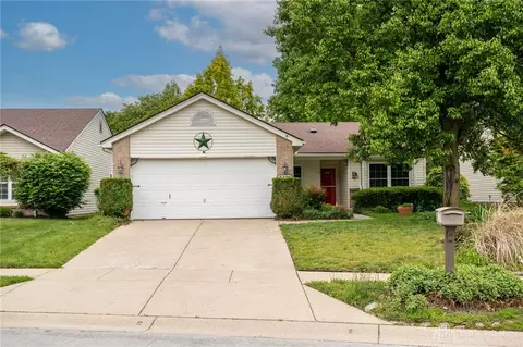 5378 Mallet Club Dr, West Carrollton, OH 45439