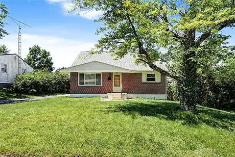 757 Spinning Rd, Riverside, OH 45431