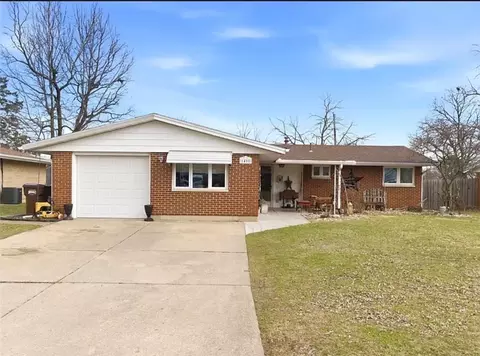 1408 Mapleridge Dr, Fairborn, OH 45324
