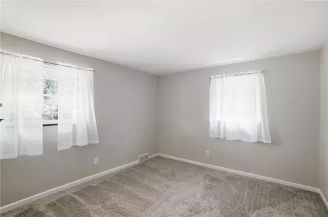 Bedroom - 4440 Wing View Ln, Kettering, OH 45429 photo 1 of 6