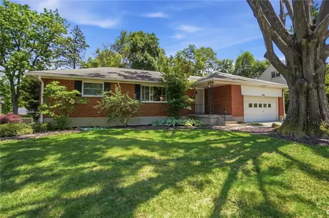 4440 Wing View Ln, Kettering, OH 45429