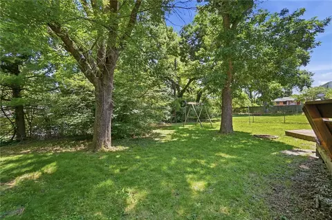 Exterior - 4440 Wing View Ln, Kettering, OH 45429 photo 10 of 11